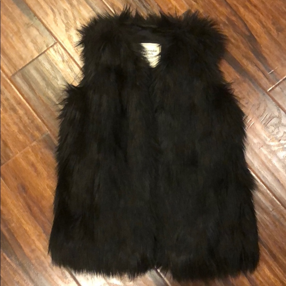 ❤️Abercrombie & Fitch fur coat size XS NWOT❤️